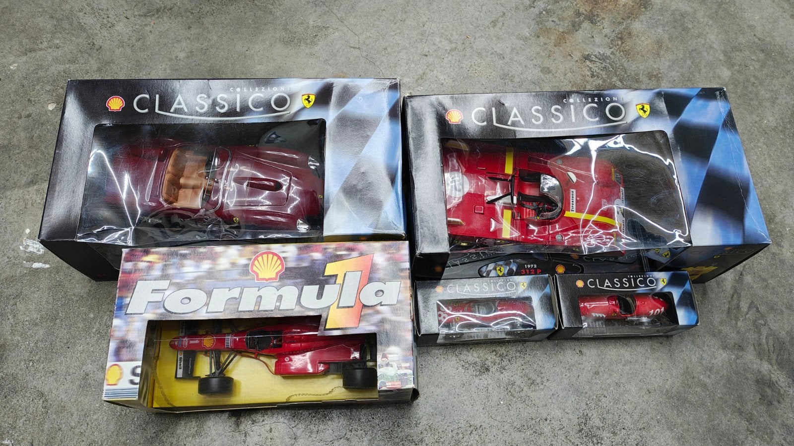 Modelauto Ferrari: 2x 1:38 en 1x 1:18, Ophalen of Verzenden