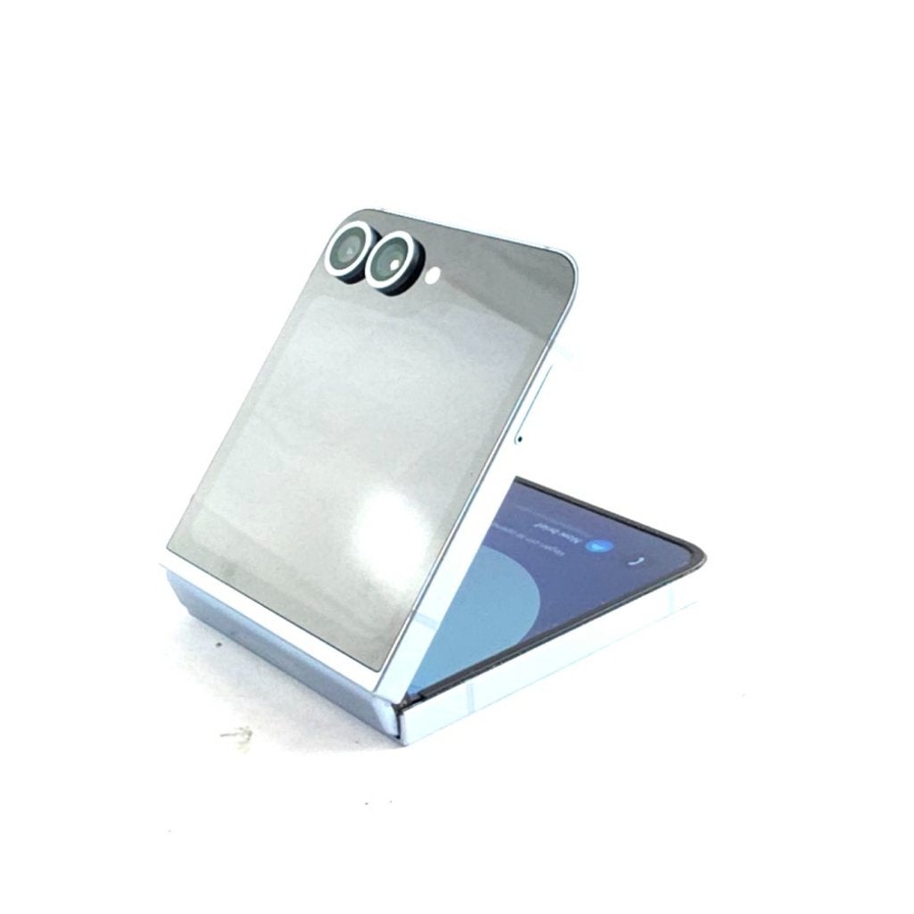 Foto 7 van Samsung Galaxy Z Flip 6, 256GB, Light Blue | In Nette Staat