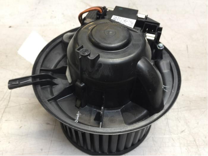 Kachel Ventilatiemotor van een Volkswagen Golf, Gebruikt, -, Volkswagen, -