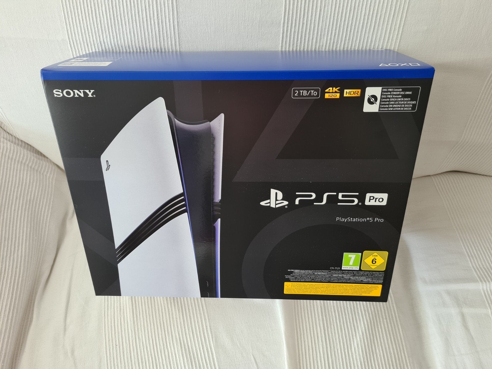 PS5 Pro PlayStation 5 2TB Nieuw Geseald Verzegeld, Spelcomputers en Games, Ophalen, Nieuw