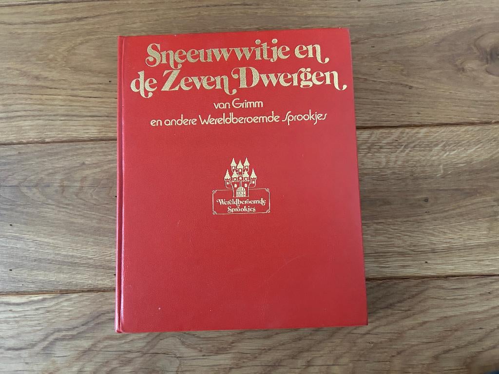 Wereldberoemde Sprookjes Sneeuwwitje en de Zeven Dwergen, Boeken, Ophalen of Verzenden, Gelezen, Grimm