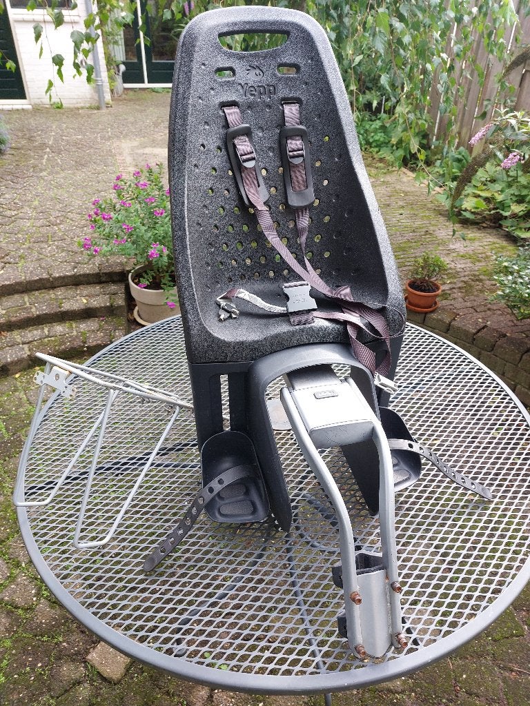 Yep Fietsstoel - achter, Achterzitje, Voetsteuntjes, Yepp, Zo goed als nieuw