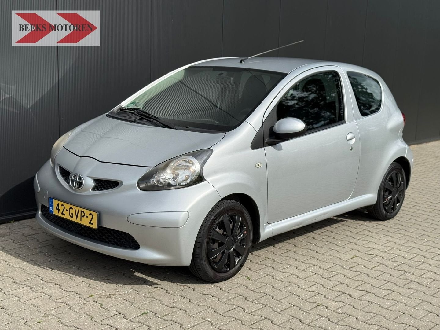 NETTE TOYOTA AYGO 2008 Automaat - 108,700 km NAP, Stof, Gebruikt, Zwart, 68 pk