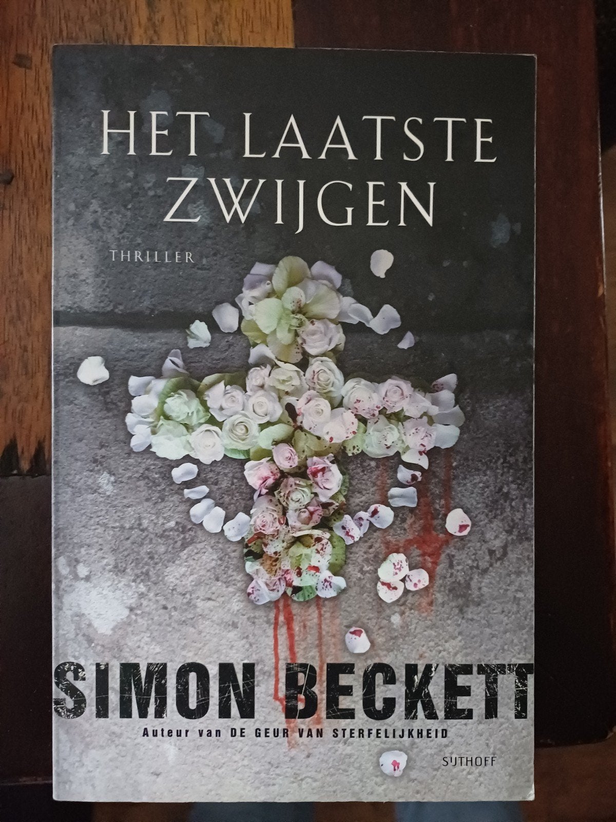 Het Laatste Zwijgen - Simon Beckett (Thriller), Boeken, Ophalen of Verzenden, Zo goed als nieuw, Simon Beckett, Europa overig