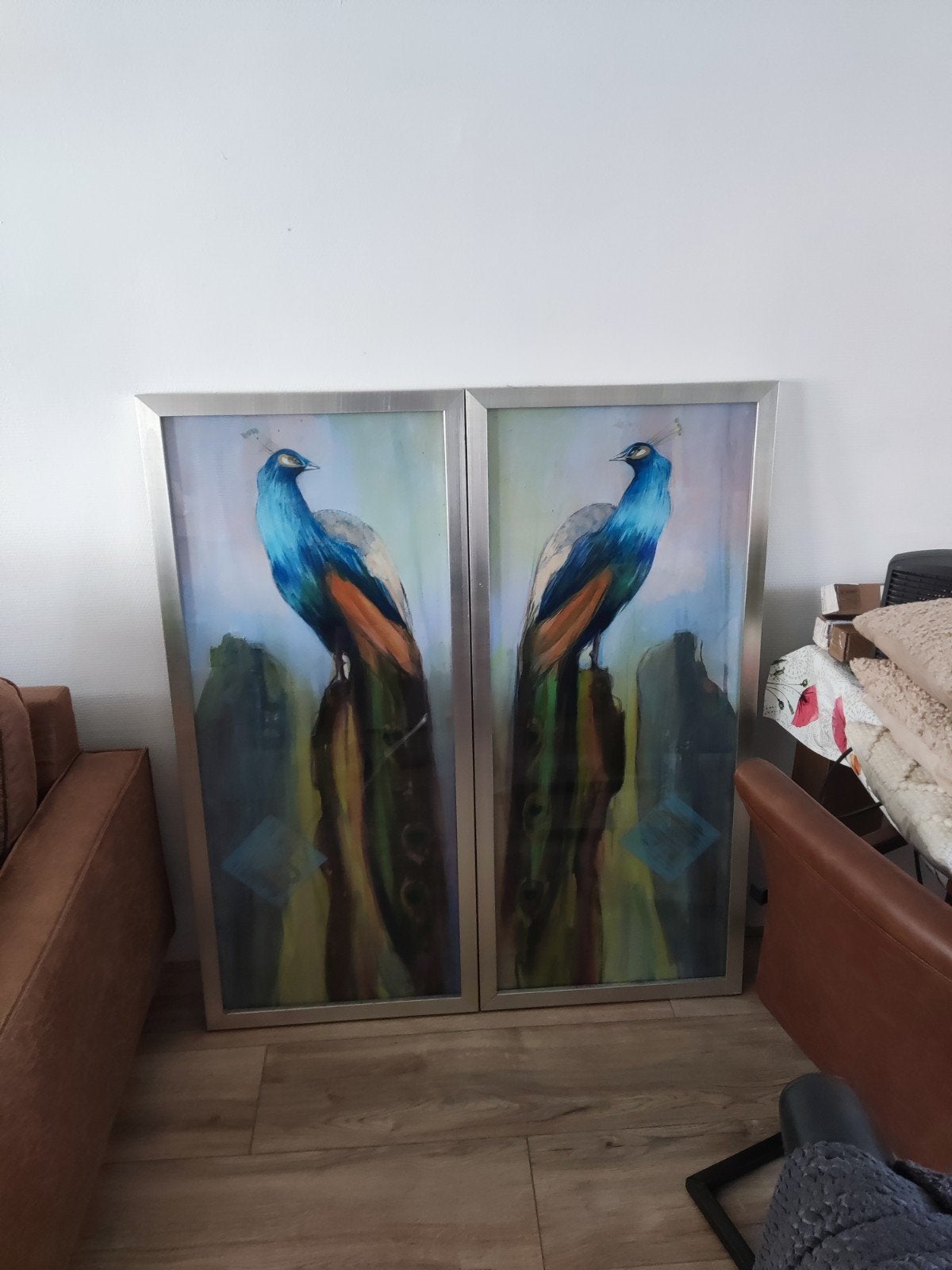Twee prachtige pauwen schilderijen, Ophalen