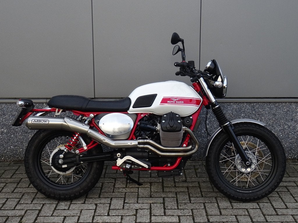 Moto Guzzi V 7 II STORNELLO (bj 2016), Motoren, Motoren | Moto Guzzi, 750 cc, Bedrijf, Toermotor