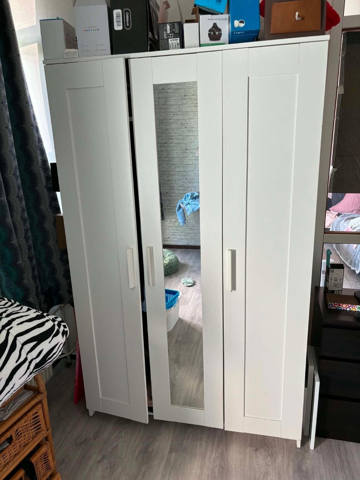 Ikea Brimnes 3 deurs kledingkast, Ophalen, Met deur(en), Gebruikt, 100 tot 150 cm