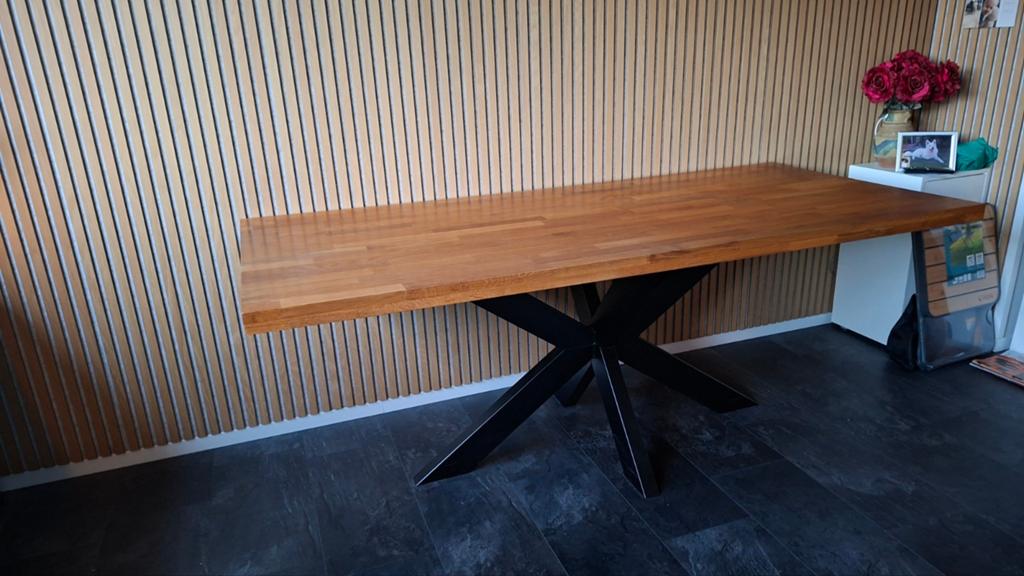 Massief eiken eettafel 200x90 cm met stalen kruispoot, Huis en Inrichting, Tafels | Eettafels, Ophalen, Modern, Industrieel, Landelijk