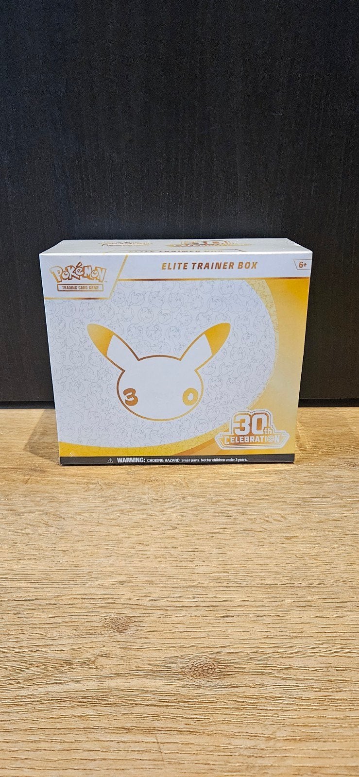 Pokémon 30th Elite Trainer Box, ETB Sealed, Ophalen of Verzenden, Nieuw, Overige typen