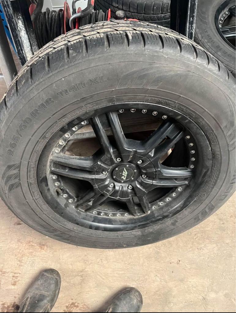 Toyota Land Cruiser Velgen met Nokian All Season Banden, Ophalen of Verzenden
