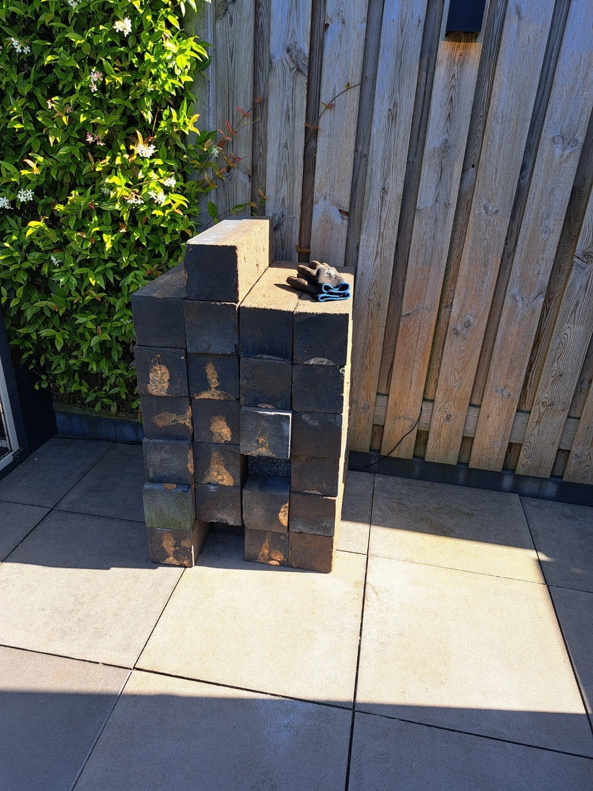 Stapelblokken 60x15x15 cm - Ideaal voor tuin en bouw, Doe-het-zelf en Verbouw, Metselstenen, Ophalen, Gebruikt, Beton