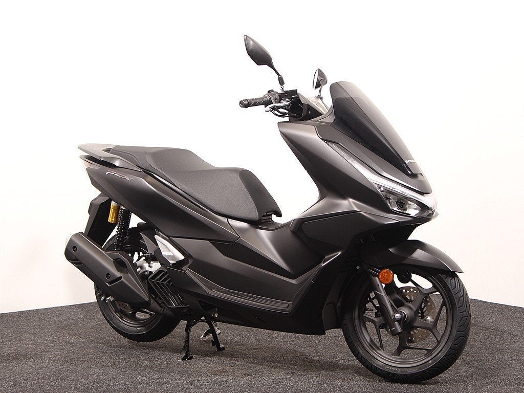 Honda PCX 125, Bedrijf, Scooter