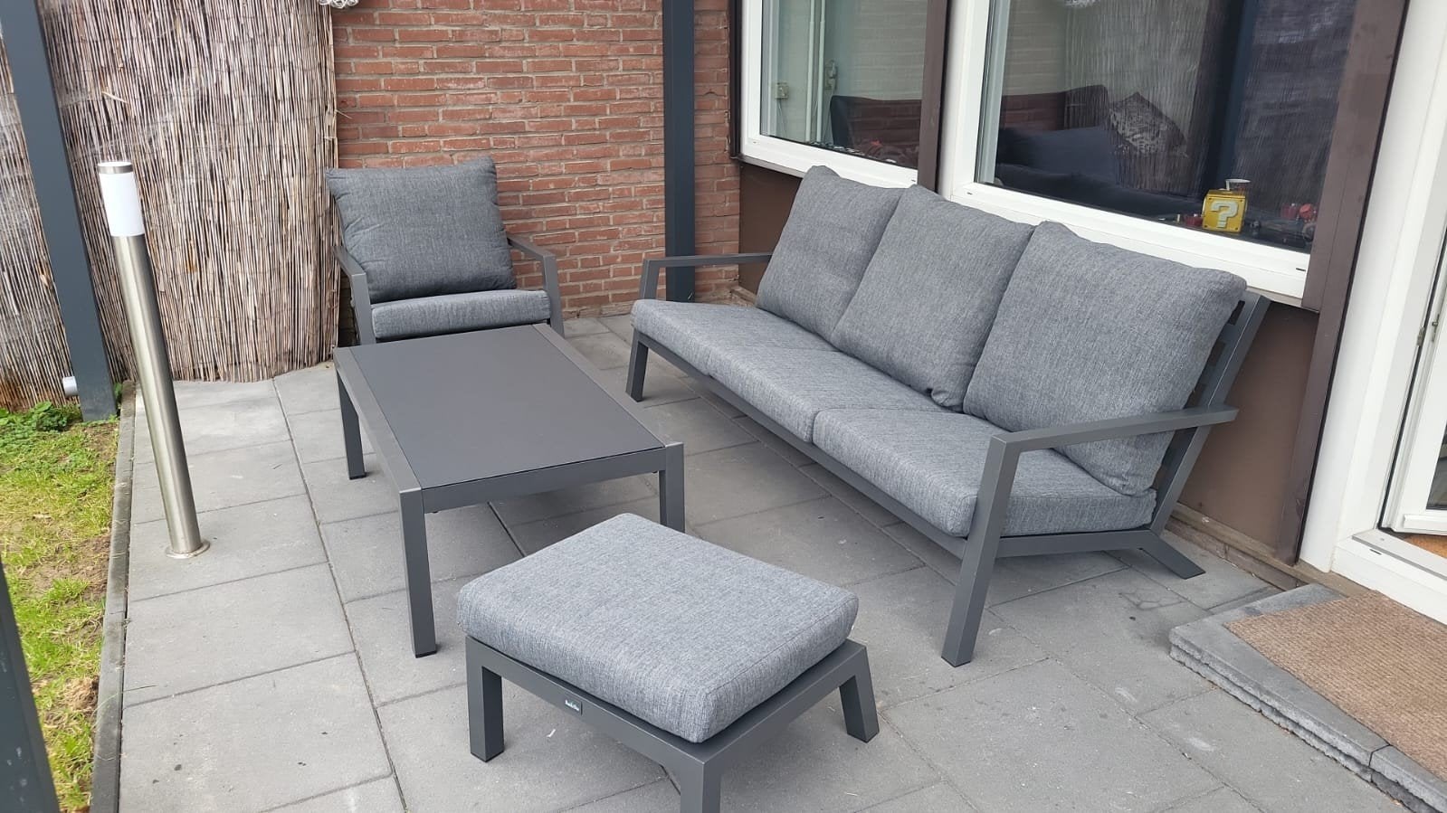 Moderne loungeset met 5 zitplaatsen en salontafel, Ophalen, 5 zitplaatsen, Bank, Aluminium