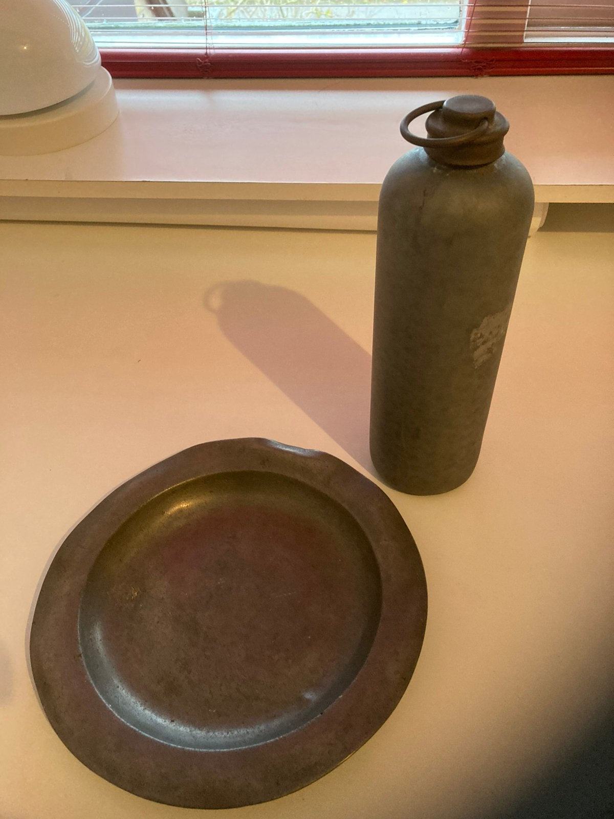 Tinnen bord en kruik, Antiek en Kunst, Antiek | Tin, Ophalen of Verzenden