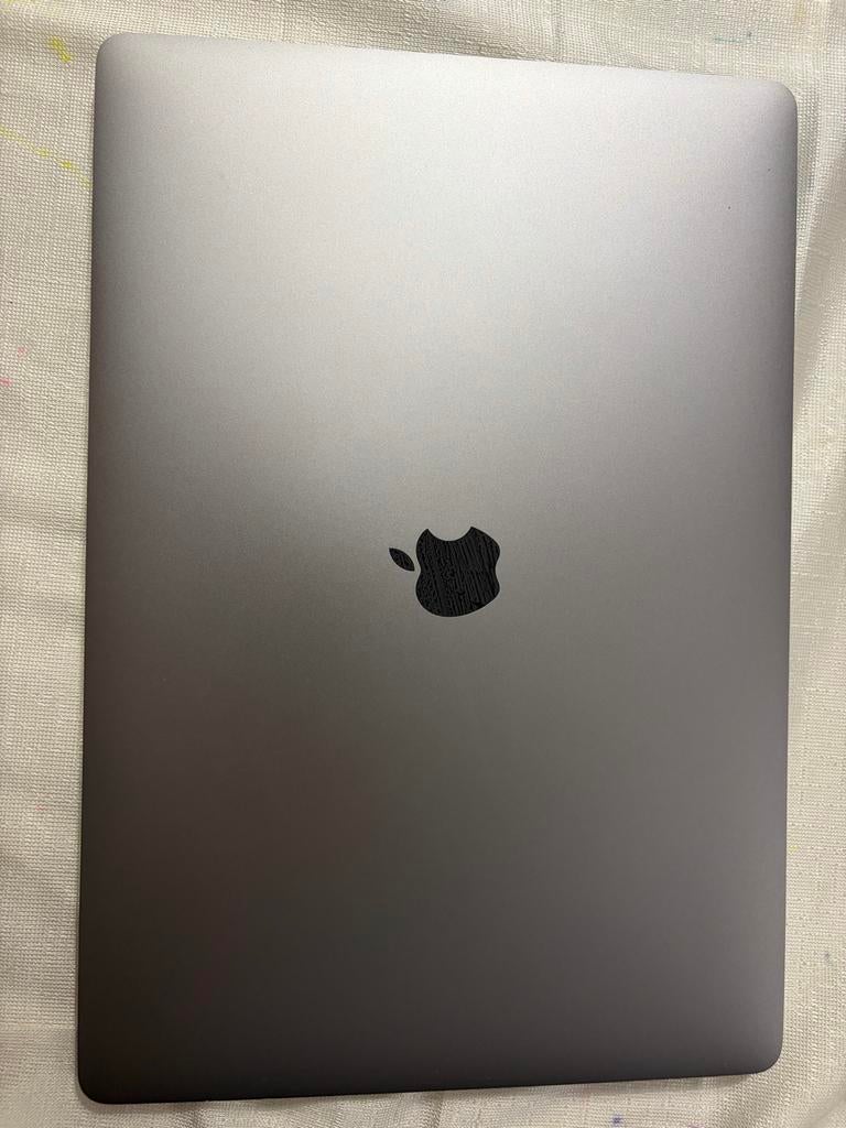 MacBook Pro 2019 16inch Touchbar, Computers en Software, Apple Macbooks, MacBook Pro, Gebruikt, 2 tot 3 Ghz, Qwerty