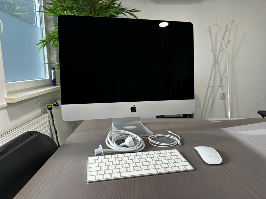 Apple iMac 21.5-inch (Late 2015) - 8GB RAM, 500GB SSD, Ophalen, Gebruikt, 8 GB, SSD