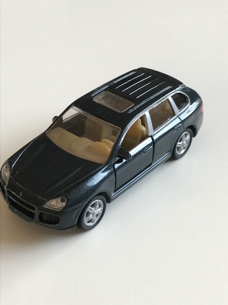 Siku Porsche Cayenne Turbo, Ophalen of Verzenden, Gebruikt, Auto