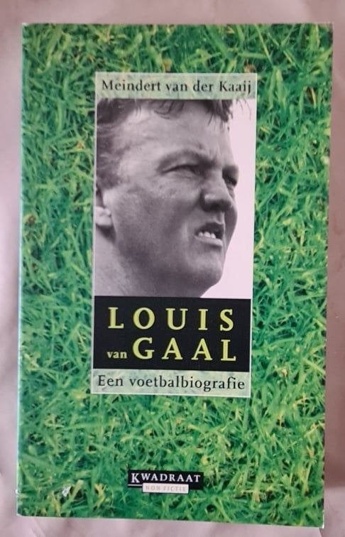 Louis van Gaal voetbalbiografie + Mijn jaren bij Ajax, Ophalen of Verzenden, Zo goed als nieuw, Balsport
