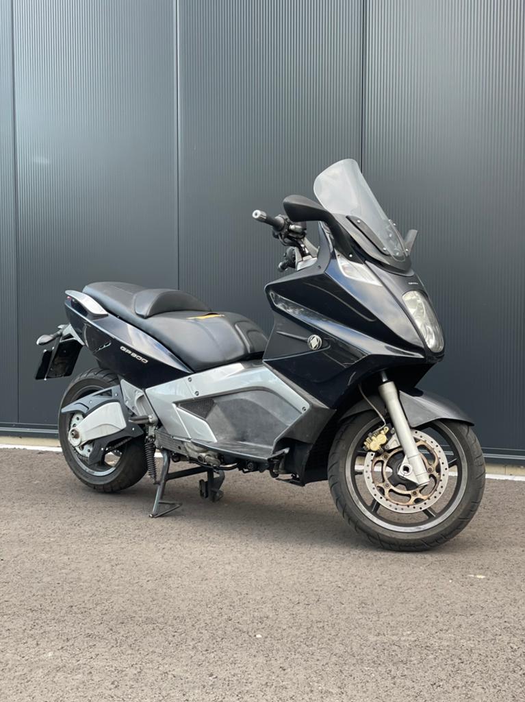 Gilera GP800, Motoren, Tuning en Styling, Ophalen