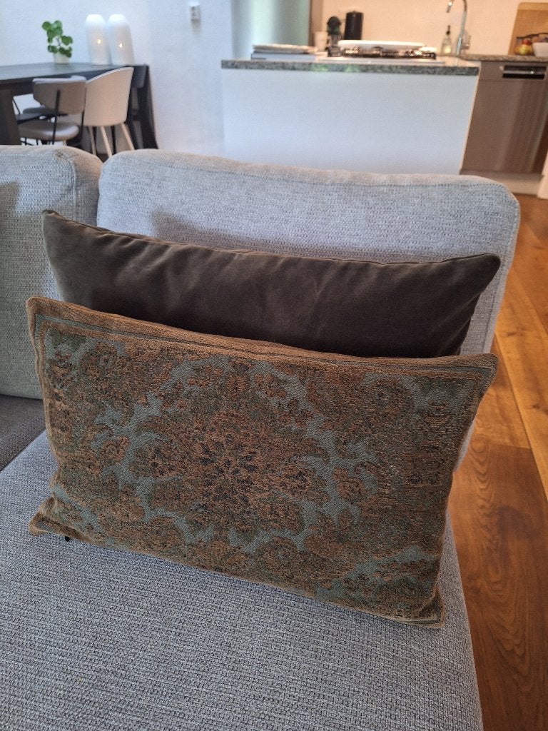 Sierkussens Zara home, Huis en Inrichting, Ophalen, Overige merken, Overige kleuren, Vierkant