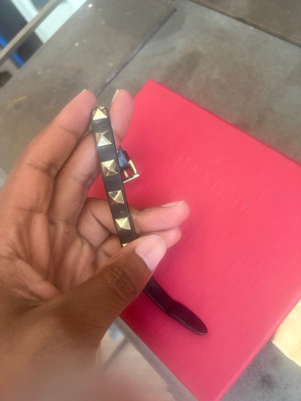 Valentino Garavani Rockstud Leren Armband – Zwart & Goud, Valentino, Zwart, Valentino, Leer