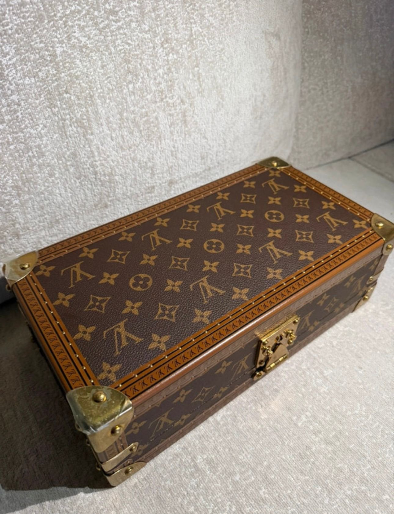Louis Vuitton horloge koffer, Ophalen, Zo goed als nieuw, Minder dan 50 cm