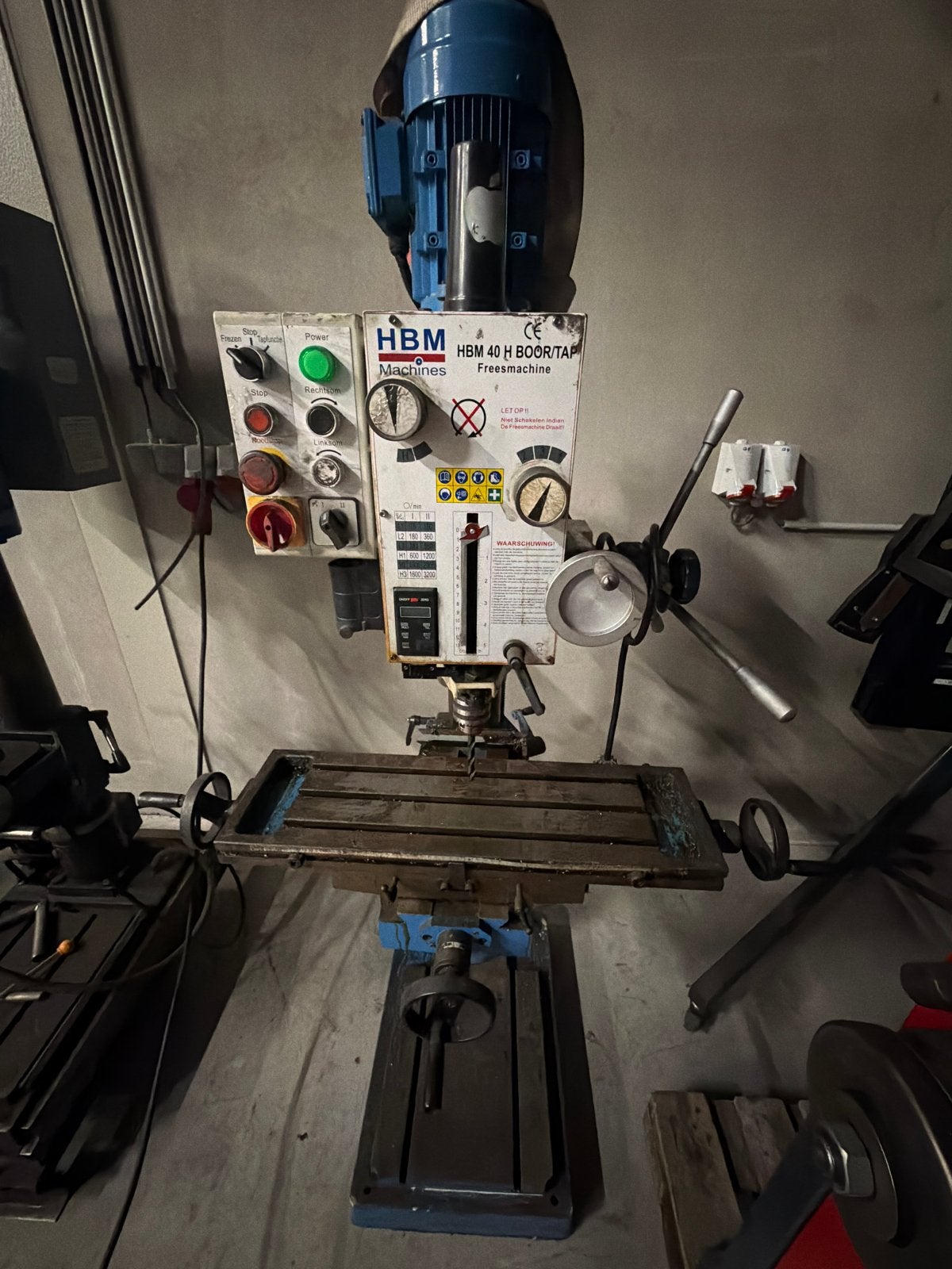 HBM 40 H Boor/Tap Freesmachine - Kolomboormachine, Ophalen, Gebruikt, Kolomboormachine