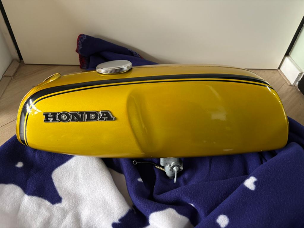 HONDA SS50 K1 CANDY YELLOW BENZINETANK, Ophalen, Nieuw, Tank, Overige merken