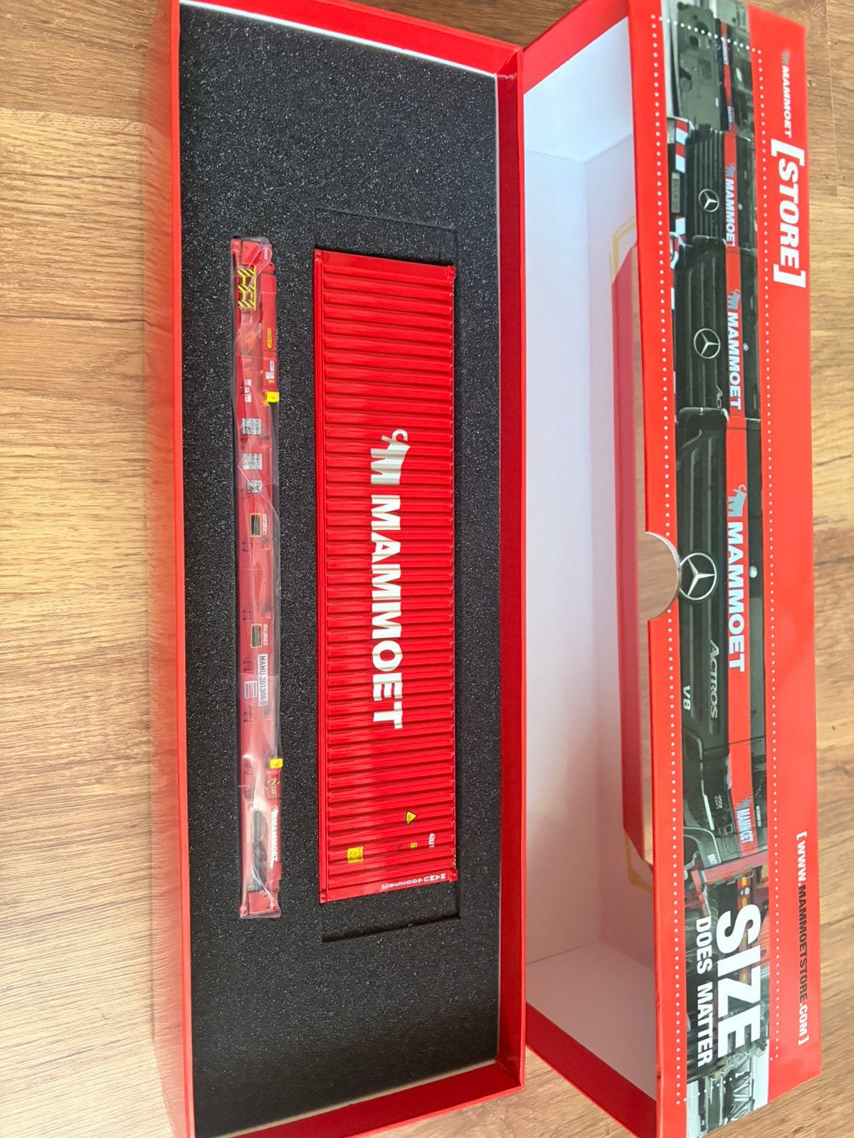 Mammoet container set II, Hobby en Vrije tijd, Modelauto's | 1:50, Ophalen of Verzenden, Zo goed als nieuw, Bus of Vrachtwagen