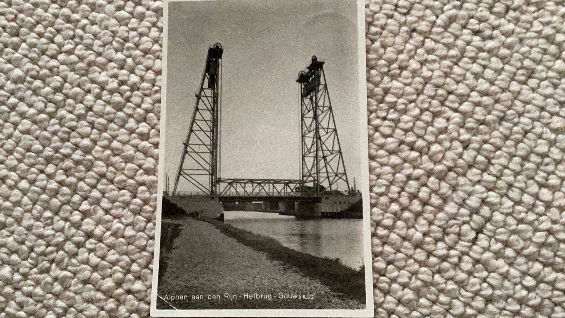 Ansichtkaart Alpen a.d. Rijn Hefbrug Gouwsluis 1947. 941, Ophalen of Verzenden, 1940 tot 1960, Gelopen, Zuid-Holland