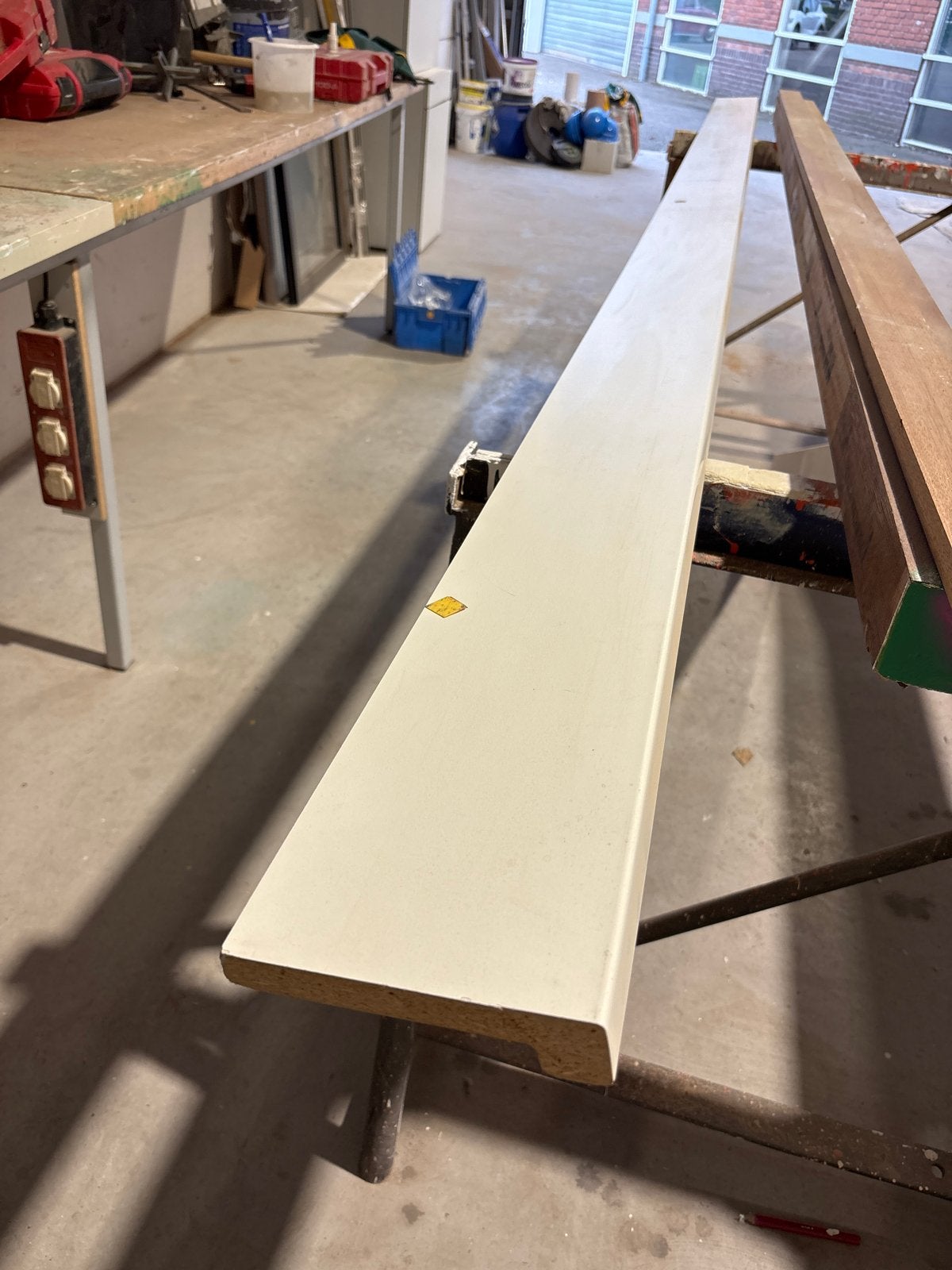 Werzalith vensterbank 4m x 15cm, Doe-het-zelf en Verbouw, Ophalen, 25 tot 50 mm, Overige typen, Nieuw