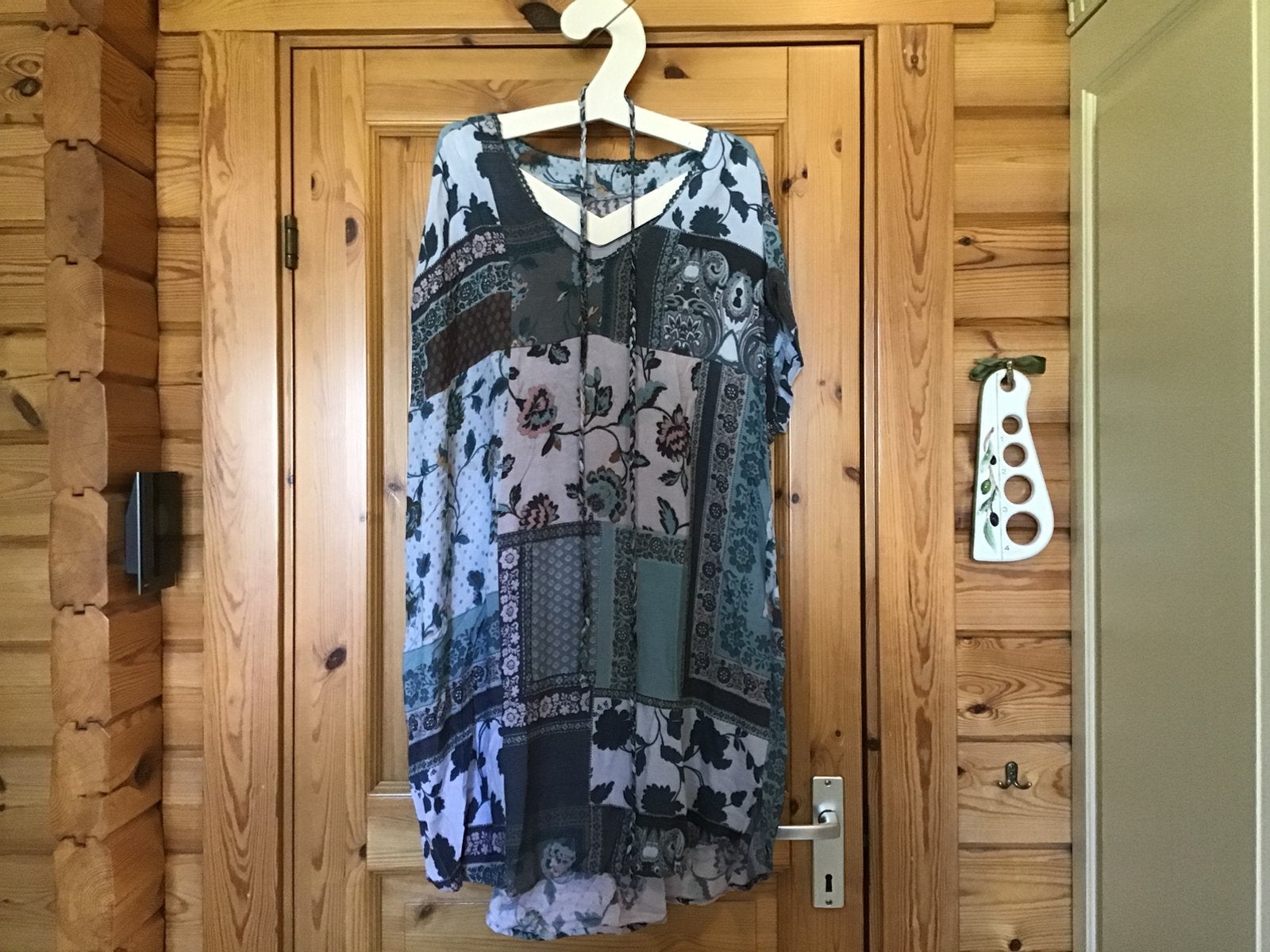 Tuniek top M groen grijs bloemen, Ophalen of Verzenden, Zo goed als nieuw, Maat 38/40 (M), Groen