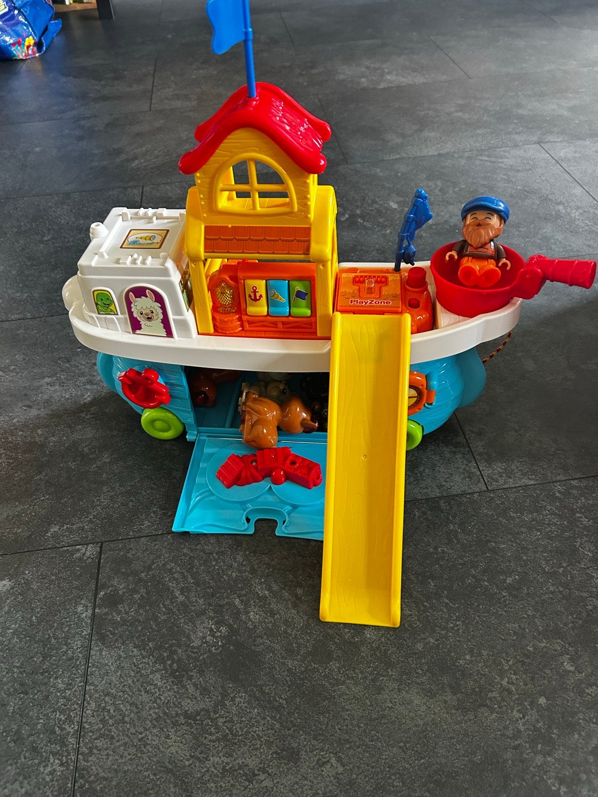 Vtech Toet Toet Boot met geluid en licht, Ophalen of Verzenden, Gebruikt, Overige typen, Met licht