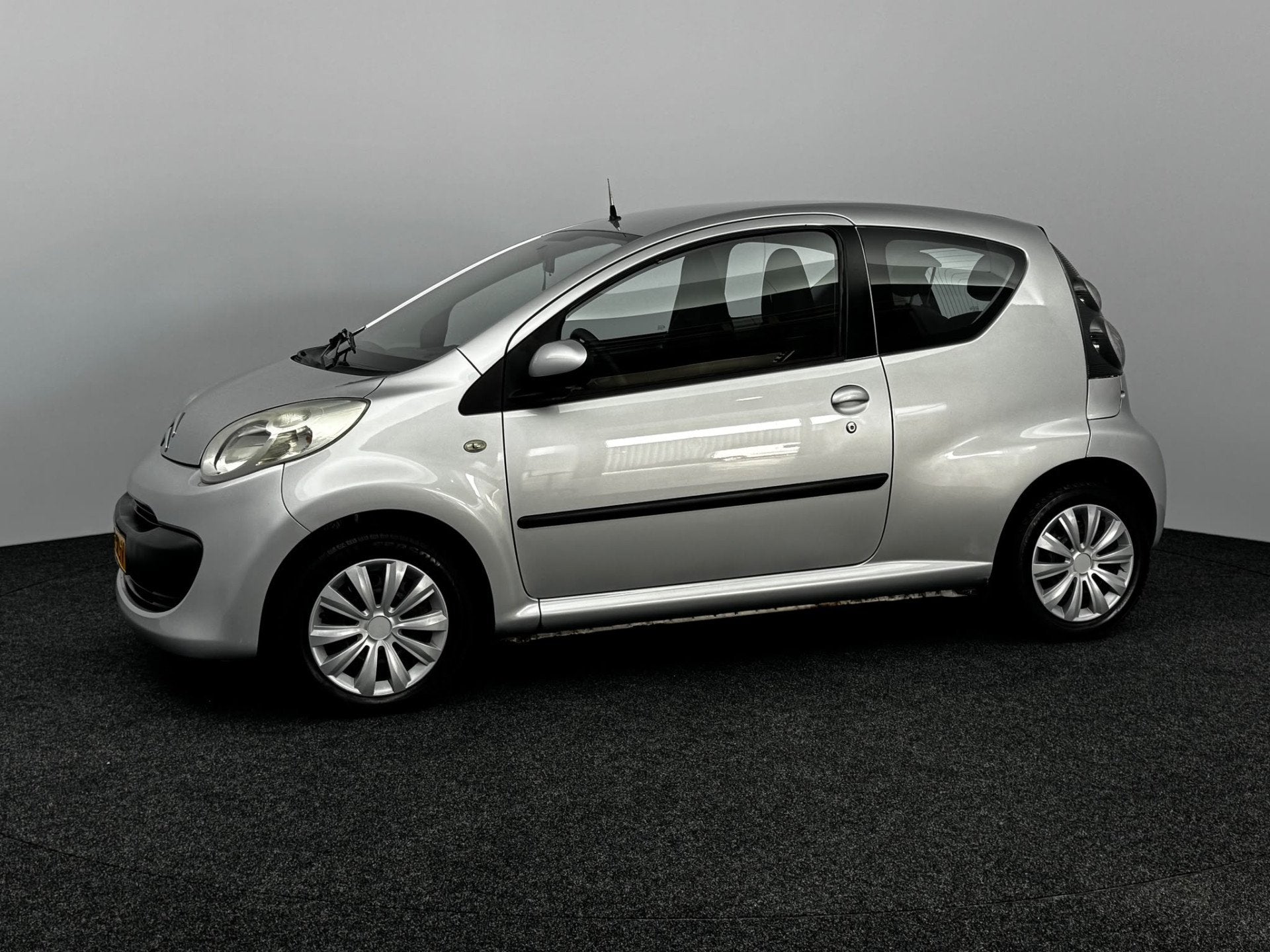 Citroën C1 1.0-12V Ambiance/ Airco!/ Radio-CD+AUX/ Elek.Pak, Voorwielaandrijving, Stof, Gebruikt, Zwart