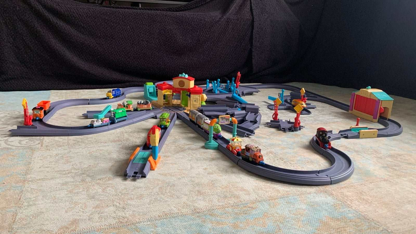 Chuggington Treinset met veel treinen en accessoires, Ophalen of Verzenden, Gebruikt