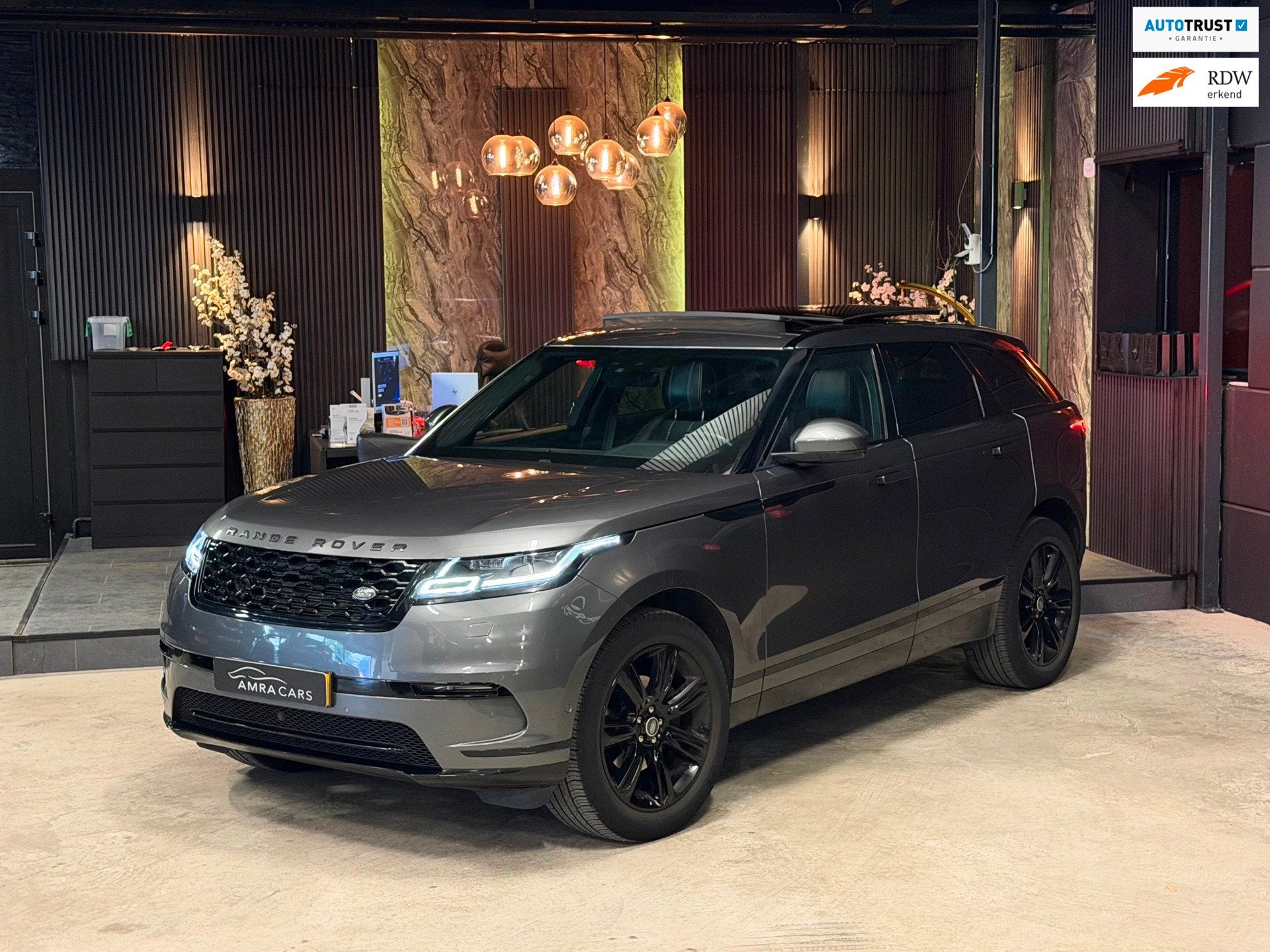 Land Rover Range Rover Velar 2.0 P250 Turbo AWD R-Dynamic SE, Auto's, Gebruikt, Euro 6, 4 cilinders, Range Rover Velar