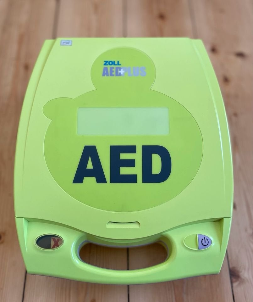 ZOLL AED Plus Upgrade defibrillator, Ophalen