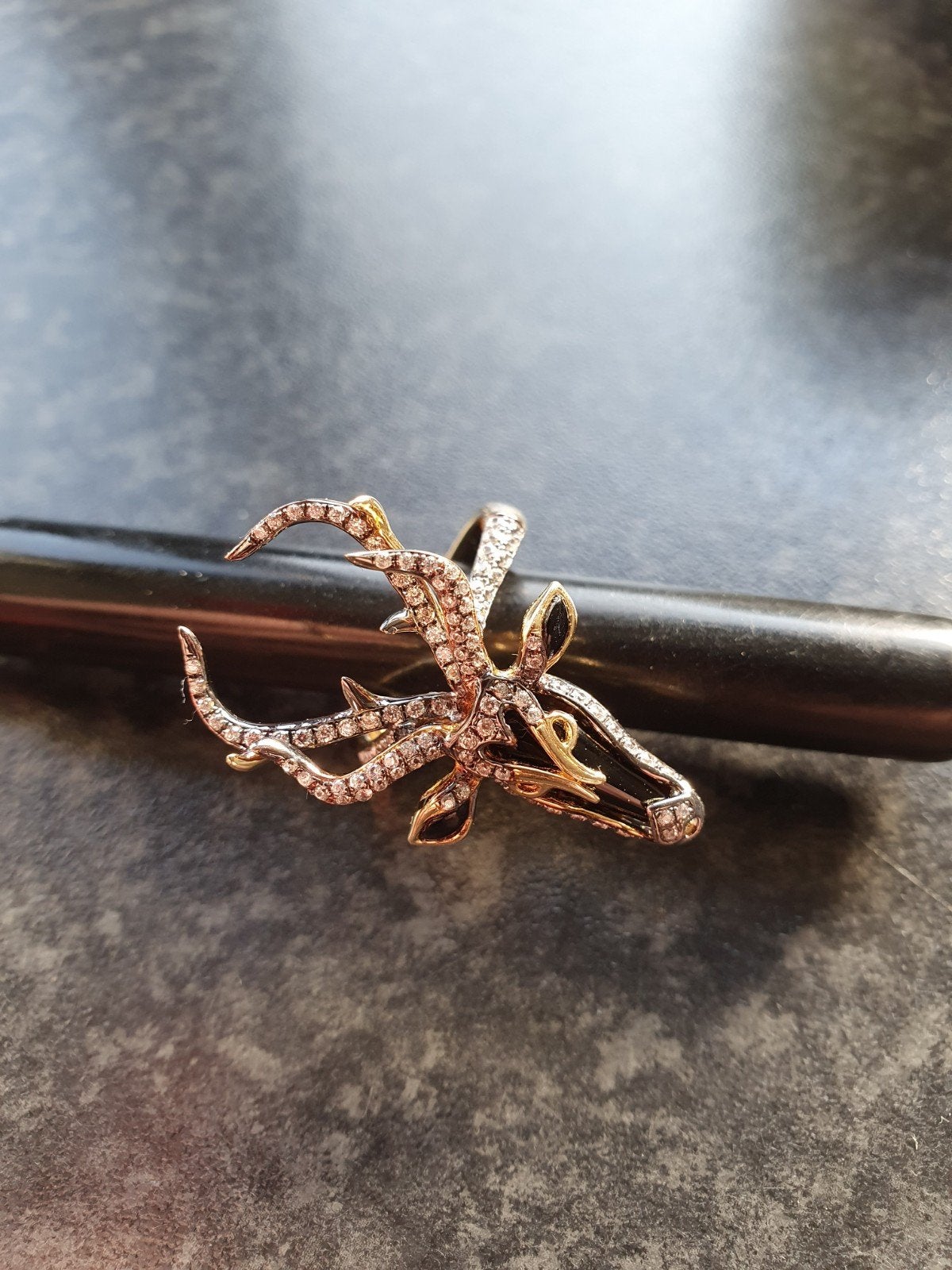 Antieke zilveren dames ring zilver met gewei., Sieraden, Tassen en Uiterlijk, Ringen, Ophalen of Verzenden, Zo goed als nieuw