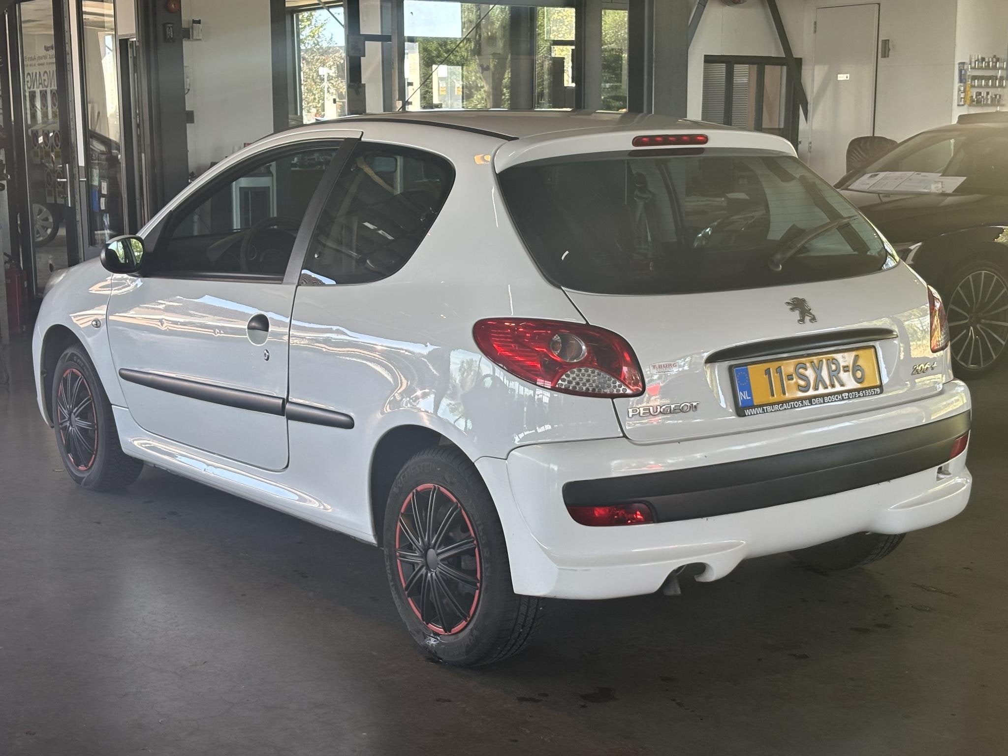 Peugeot 206 + 1.1 XR, Auto's, Voorwielaandrijving, Stof, Gebruikt, 31 €/maand
