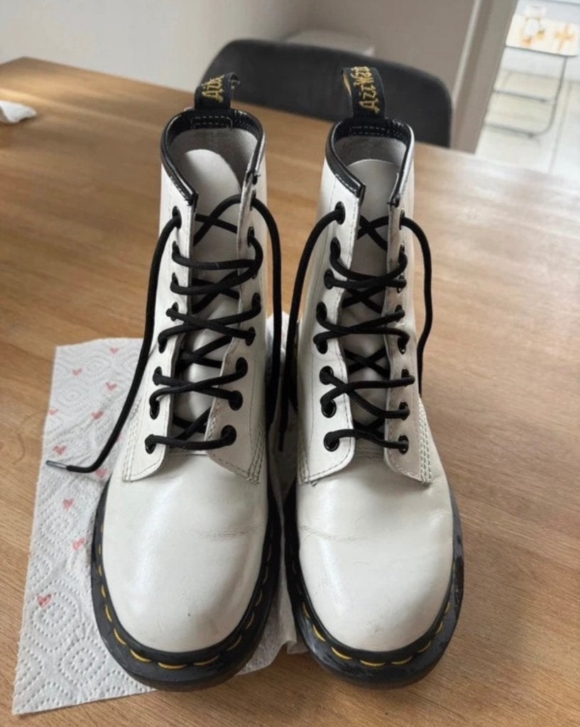 Dr. Martens, Wit, Overige typen, Ophalen of Verzenden, Dr. Martens