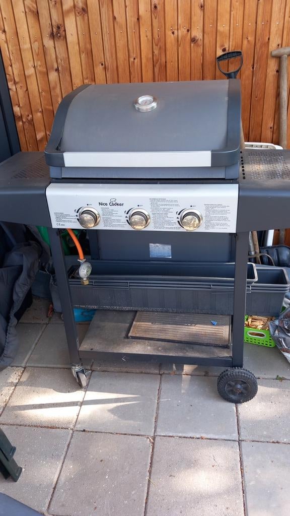 Nice Cooker BBQ Gasbarbecue - Gebruikt maar in prima staat, Tuin en Terras, Gasbarbecues, Ophalen, Gebruikt, Nice Cooker