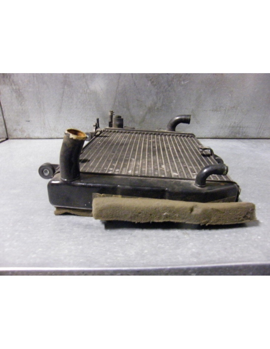 R6 1999 - 2002 Yamaha Radiator D1-40861, Motoren