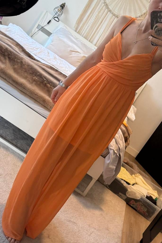 Perfect wedding guest dress. Orange size.S, Oranje, Ophalen of Verzenden, Zo goed als nieuw, Maat 36 (S)