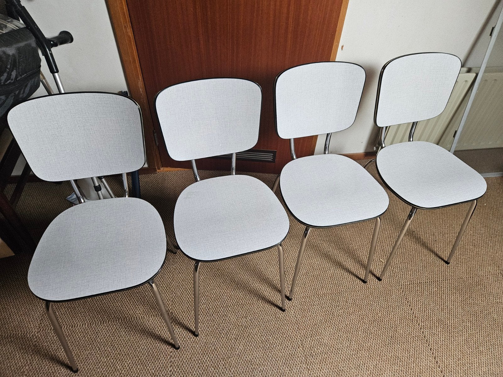 formica retro eettafel met 4 stoelen, Gebruikt, 100 tot 150 cm, Modern, Vier personen