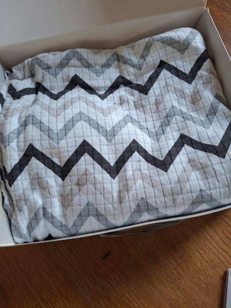 Lodger Cocooner Draagdoek - Grijs/Wit Chevron, Draagdoek, Ophalen of Verzenden, Zo goed als nieuw, Buik