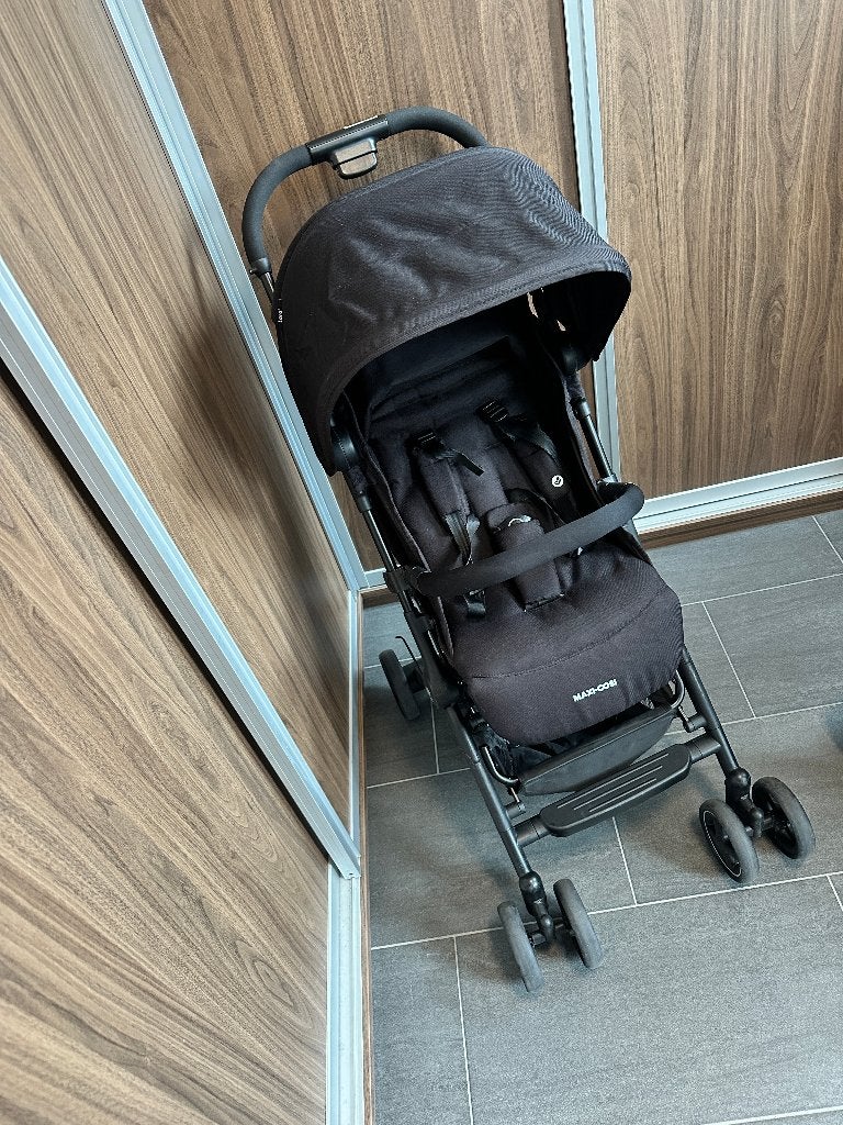 Maxi-Cosi Lara2 Buggy incl adapters (zwart), Ophalen, Gebruikt, Maxi-Cosi, Verstelbare rugleuning