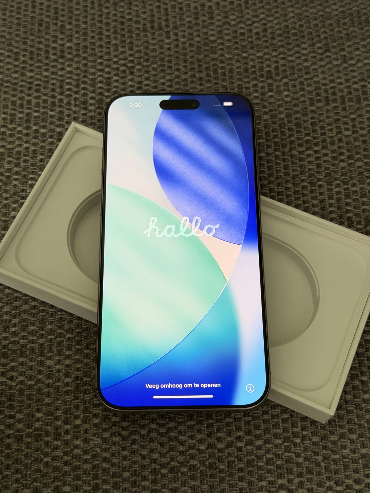 iPhone 16 Pro Max 256GB Natural Titanium, Telecommunicatie, Mobiele telefoons | Apple iPhone, IPhone 16 Pro Max, Zo goed als nieuw