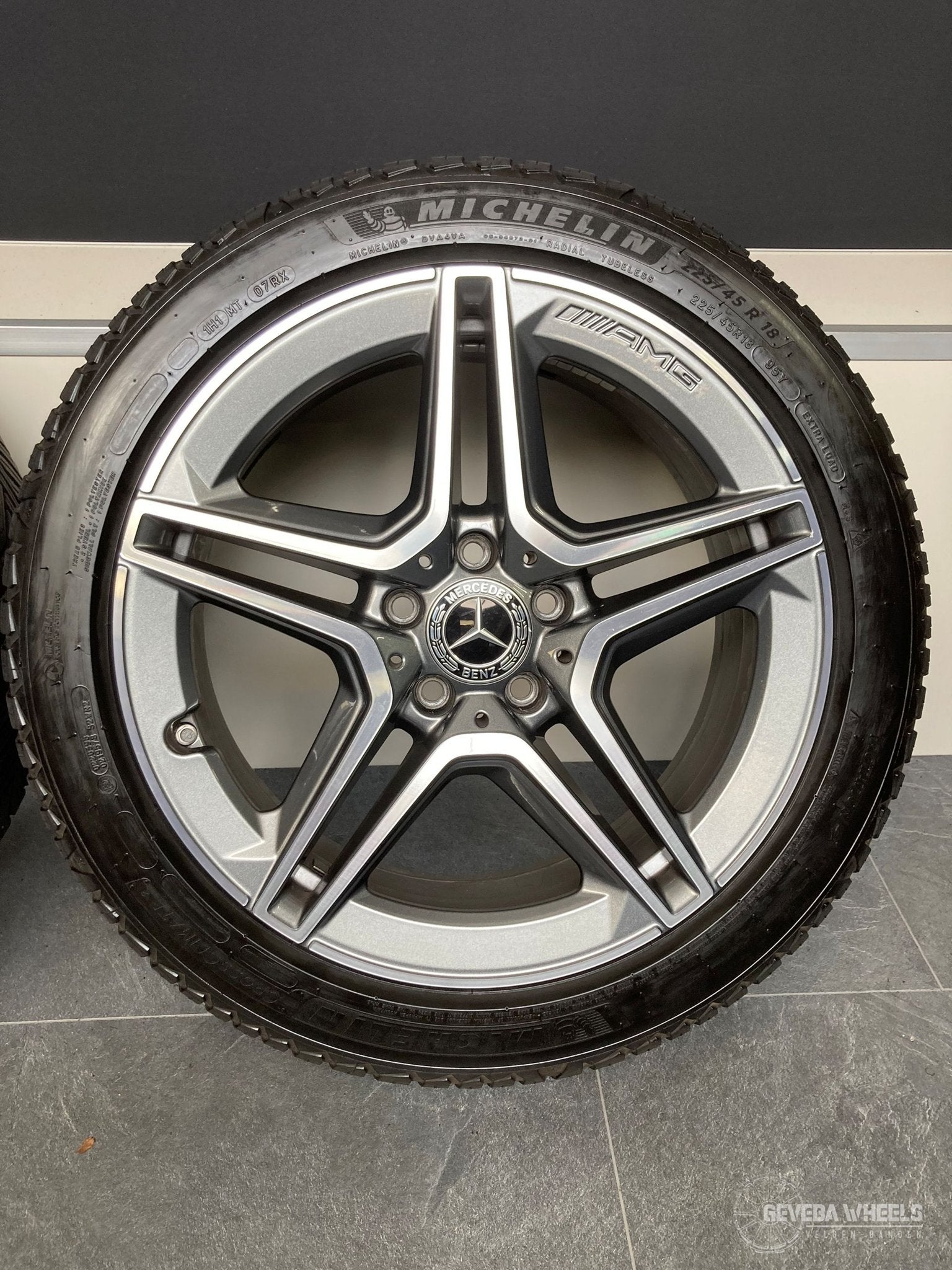 18” originele Mercedes A W177 AMG velgen + allseason banden, Auto-onderdelen, Banden en Velgen, 18 inch, Gebruikt, -, -