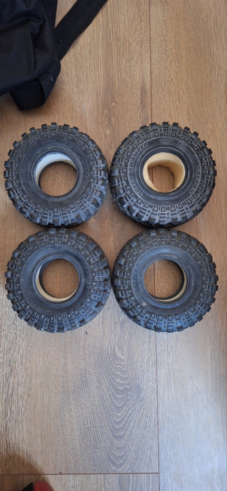 4 crawler super swamper tires/ banden, Hobby en Vrije tijd, Modelbouw | Radiografisch | Auto's, Gebruikt, Auto offroad, Schaal 1:10