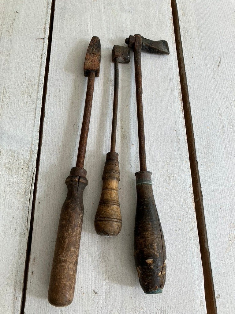 Drie antieke handsoldeerbouten. , Ophalen of Verzenden